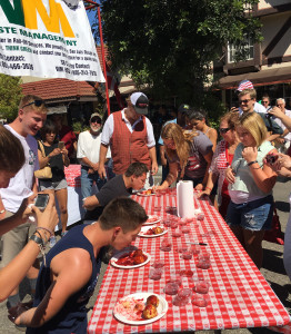 aebleskiver-eating-contest