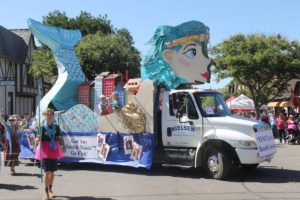 Danish Days Parade winners Nielsen Building Materials Andersen family Mermaid float