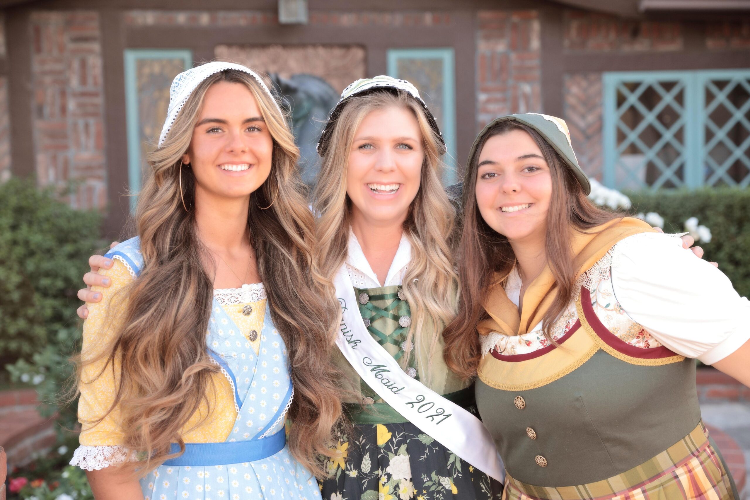 Santa Ynez Valley News: 'Velkommen igen to Solvang Danish Days': Third maid to preside over annual festival